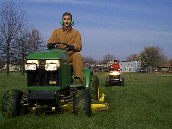 Commercial Lawn Maintenance